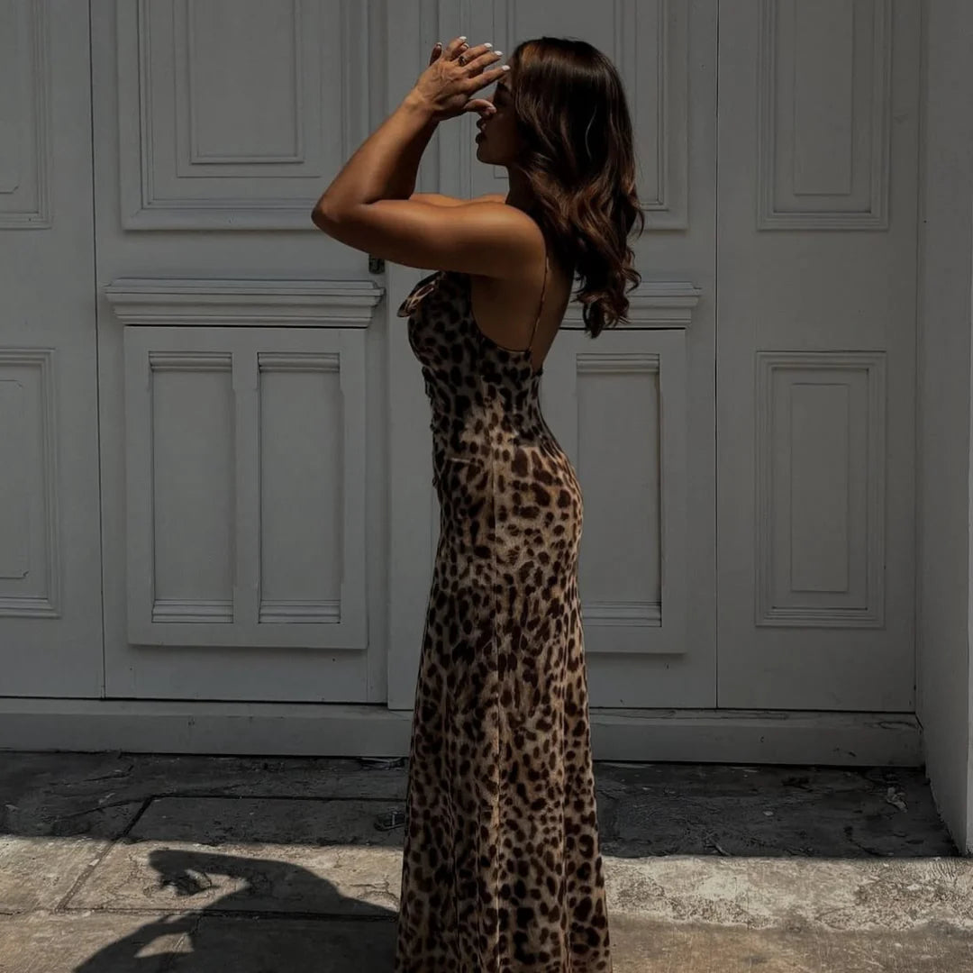 Lea – Wildes Leo Slip Kleid